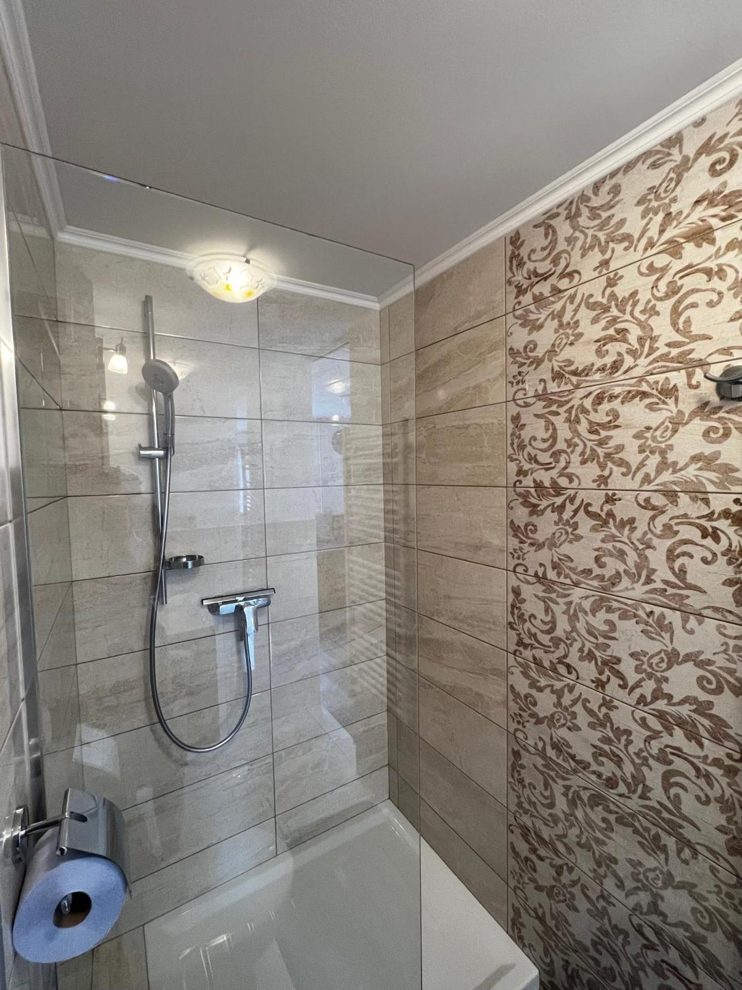 Jt Apartma Μπλεντ Εξωτερικό φωτογραφία
